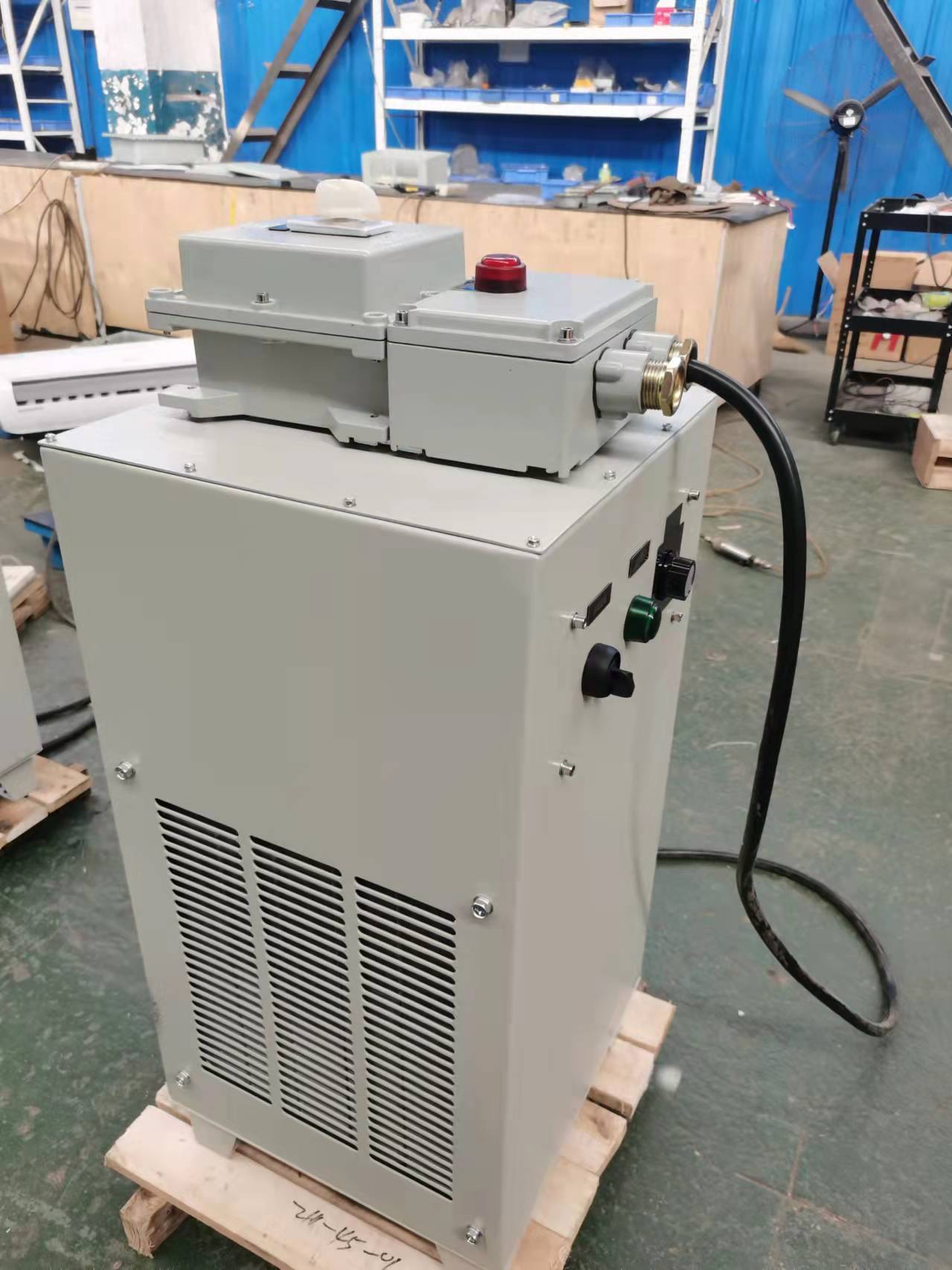 ��¡����x����m�ķ���ů�L�C��